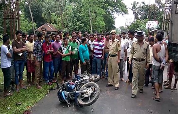 One died in a road mishap at Udaipur One died in a road mishap at Udaipur